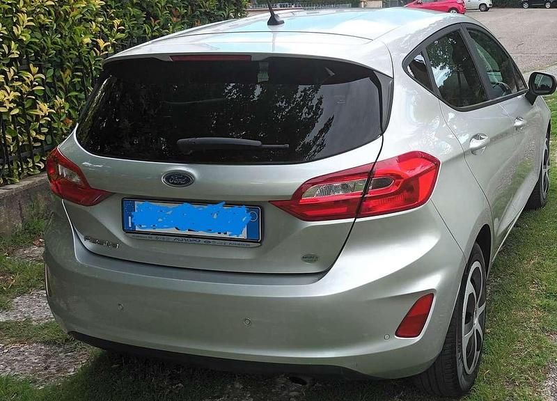 Usata Ford Fiesta SE 70 CV (51 kW) 2018 Grigio Utilitaria