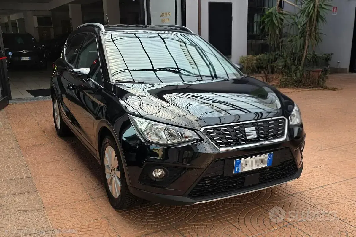 Usata Seat Arona XCELLENCE 110 CV (80 kW) 2021 Nero SUV