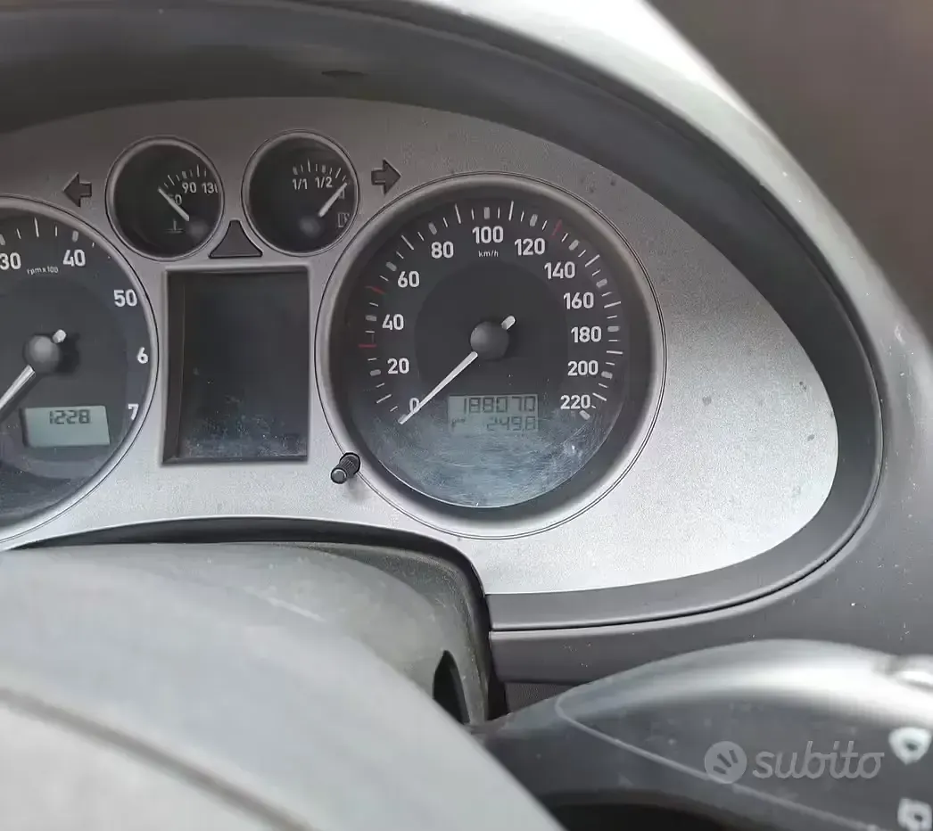 Usata Seat Ibiza 75 CV (55 kW) 2006 Nero Utilitaria