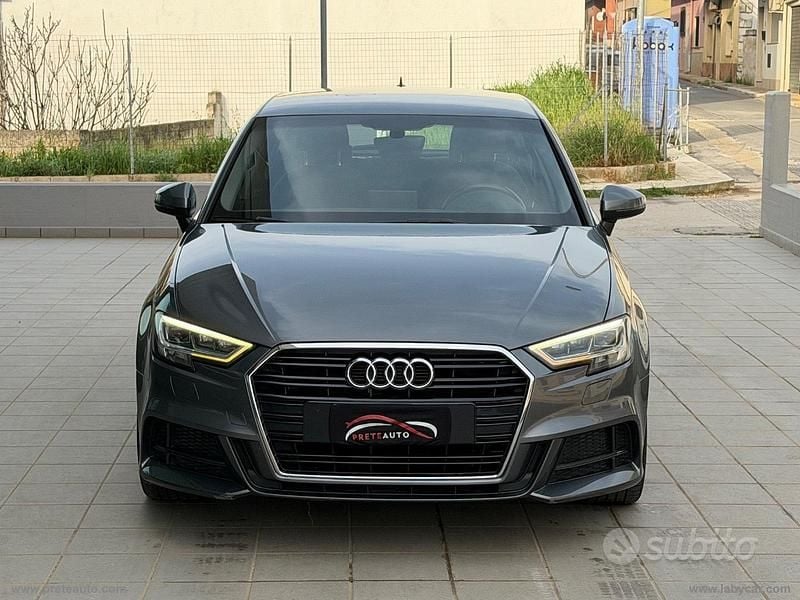 Usata Audi A3 S-Line 116 CV (85 kW) 2019 Grigio Berlina