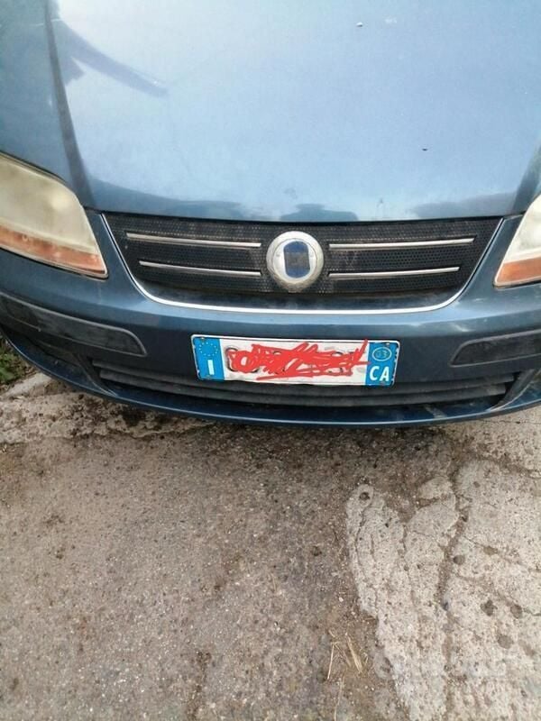 Usata Fiat Idea 95 CV (69 kW) 2003 Blu Monovolume