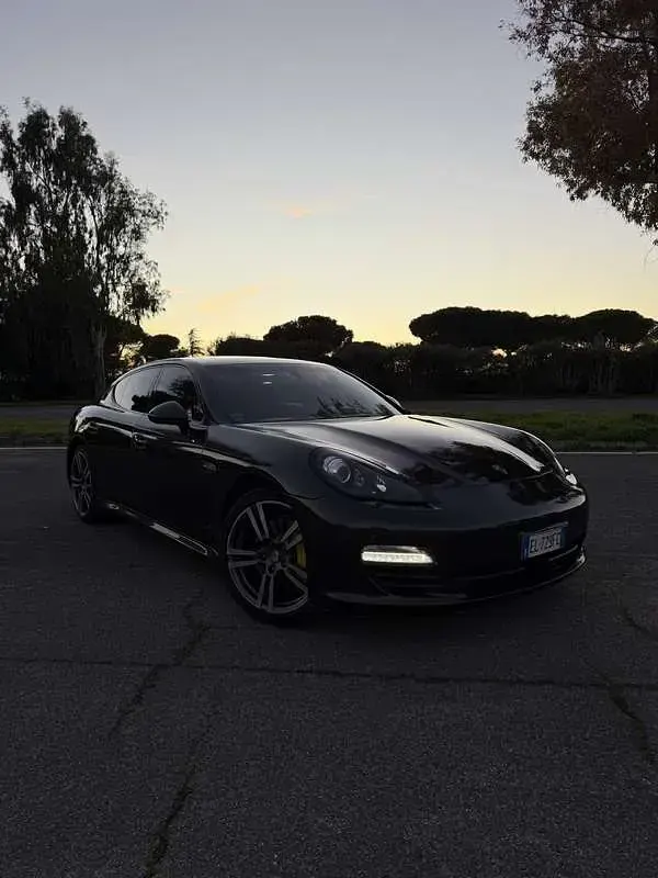Usata Porsche Panamera 250 CV (183 kW) 2012 Utilitaria