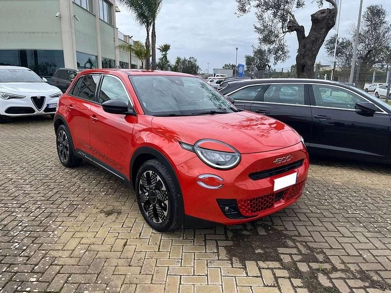 Usata Fiat 600 La Prima 61 kW (84 CV) 2023 Arancione SUV