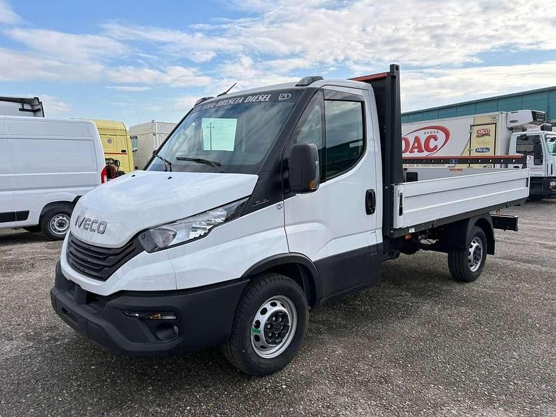 Nuova Iveco Daily 160 CV (117 kW) 2025 Bianco Furgone