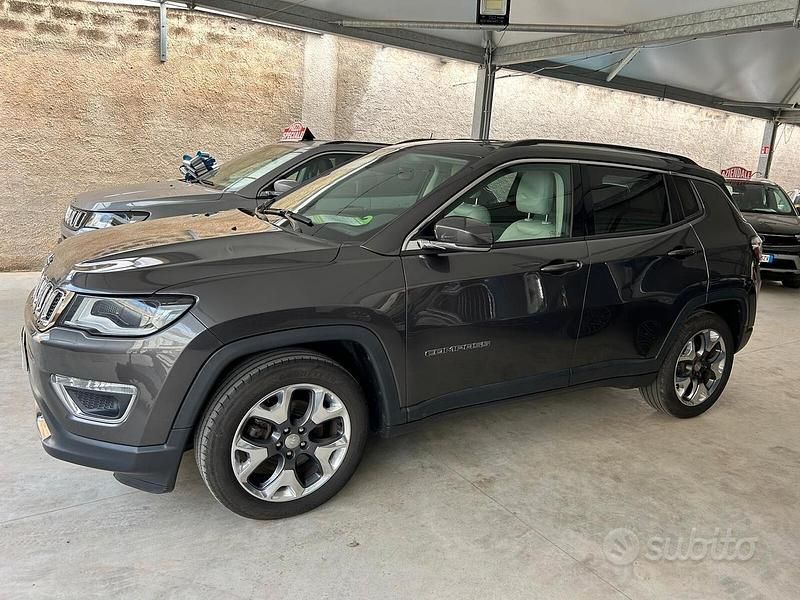 Usata Jeep Compass Limited 120 CV (88 kW) 2019 Nero SUV