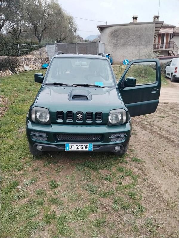 Usata Suzuki Jimny 2009 Verde SUV