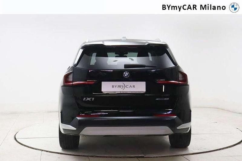 Usata BMW iX1 xLine 230 kW (313 CV) 2023 Nero jet SUV