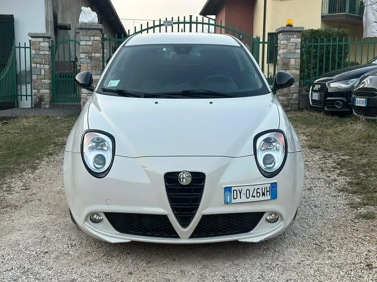 Usata Alfa Romeo MiTo Progression 90 CV (66 kW) 2009 Bianco Utilitaria