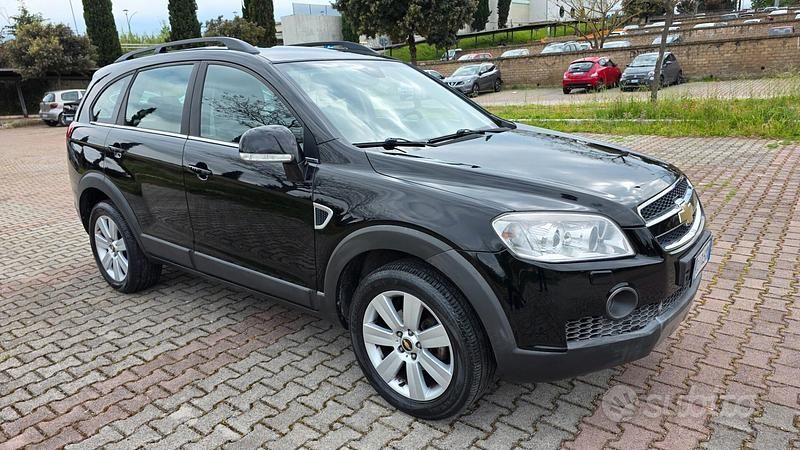 Usata Chevrolet Captiva 150 CV (110 kW) 2007 Nero SUV