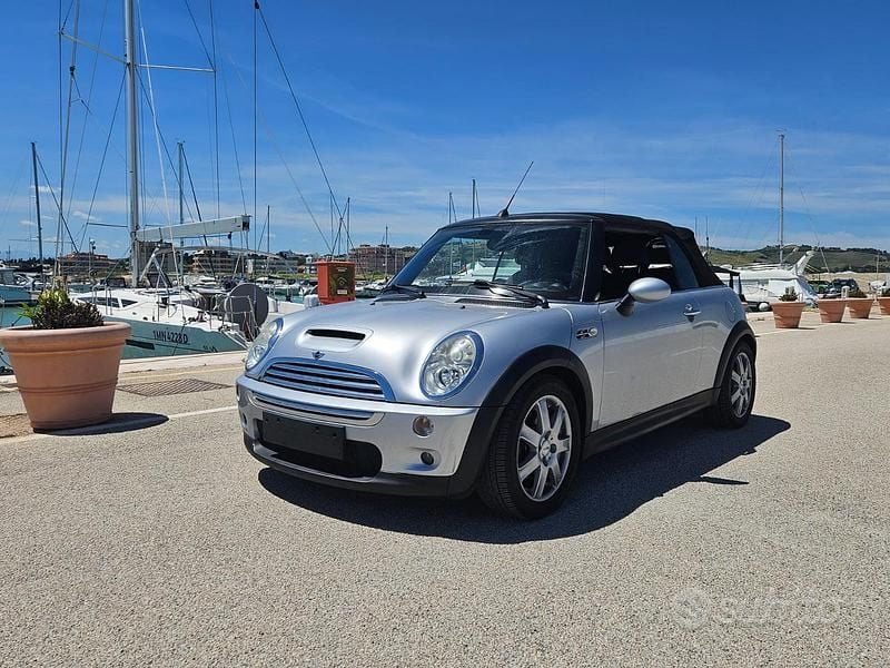 Usata Mini Cooper S Cabriolet 170 CV (125 kW) 2005 Grigio Cabrio