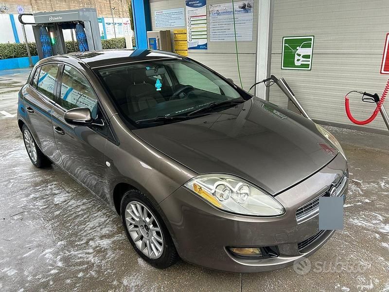 Usata Fiat Bravo 120 CV (88 kW) 2008 Grigio Utilitaria