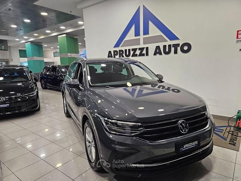 Gray Usata 2023 VW Tiguan Life SUV | 22.500 € (Super prezzo) - Immagine 1/4