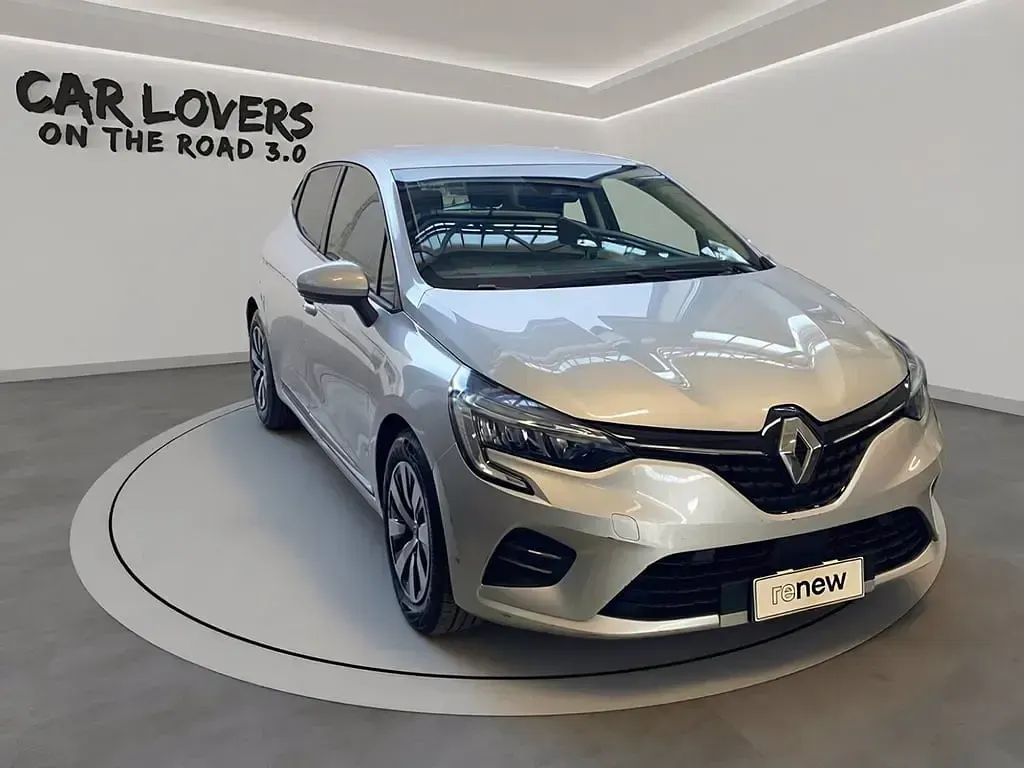 Usata Renault Clio Zen 140 CV (102 kW) 2021 Grigio chiaro Utilitaria
