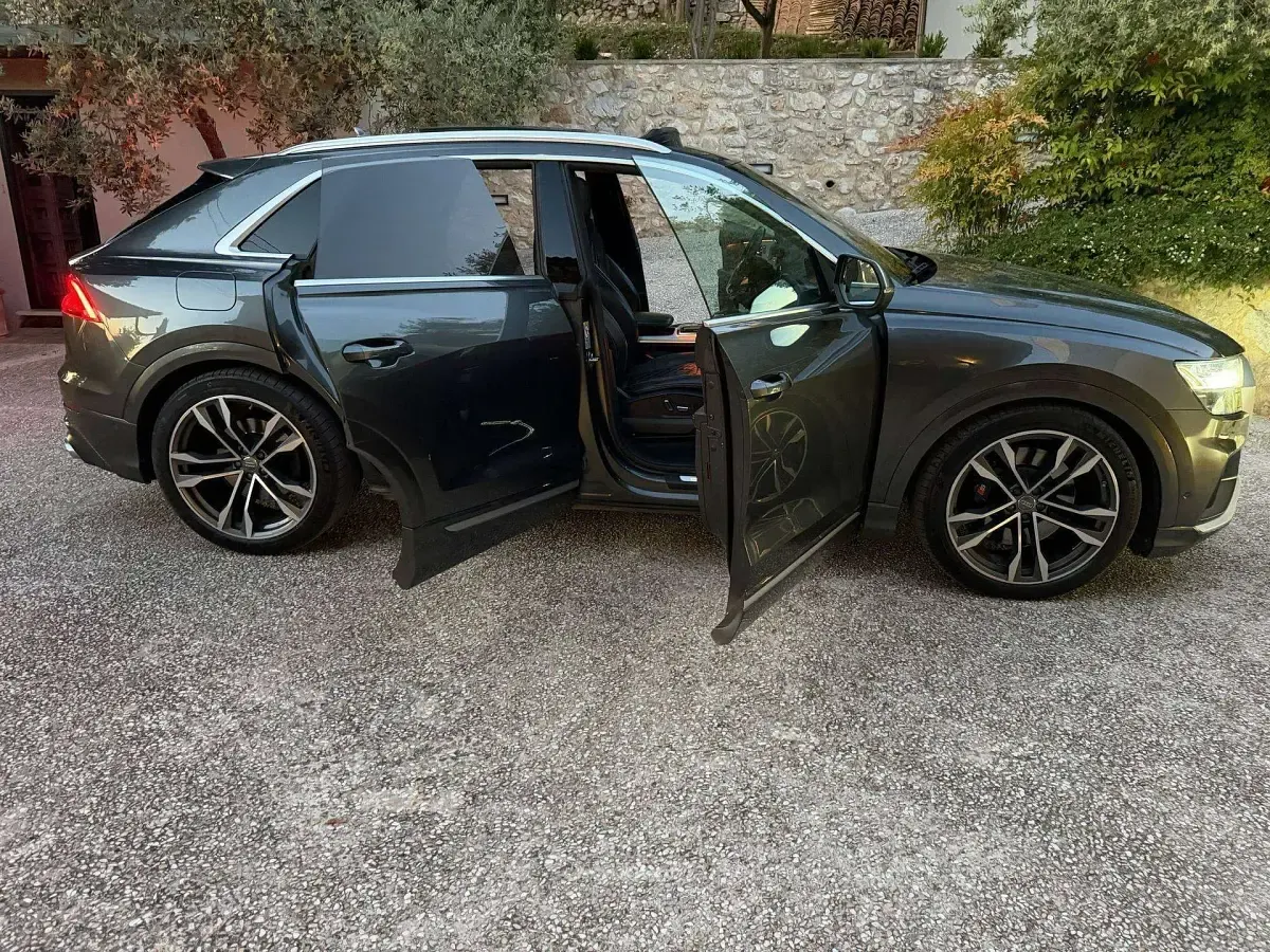 Usata Audi SQ8 Ambiente 435 CV (319 kW) 2019 Nero SUV