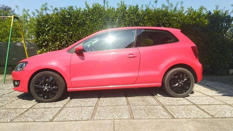 Usata VW Polo Trendline 75 CV (55 kW) 2010 Rosso Utilitaria