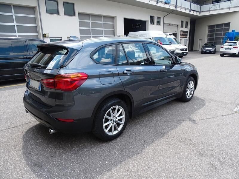 Usata BMW X1 Advantage 150 CV (110 kW) 2019 Grigio SUV