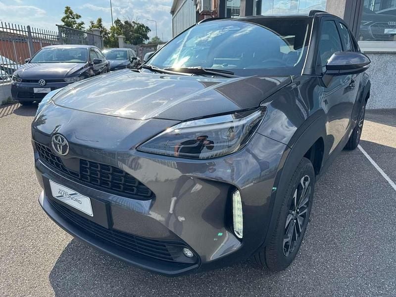 Nuova Toyota Yaris Cross Trend 92 CV (67 kW) 2026 Dark grey SUV