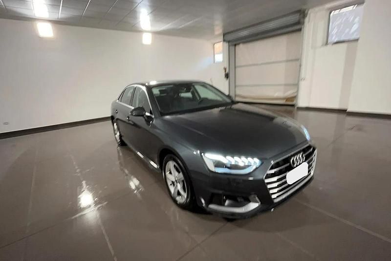 Usata Audi A4 Advanced 135 CV (99 kW) 2023 Grigio Berlina