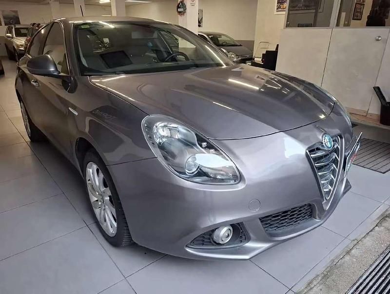 Usata Alfa Romeo Giulietta Exclusive 105 CV (77 kW) 2014 Other Utilitaria
