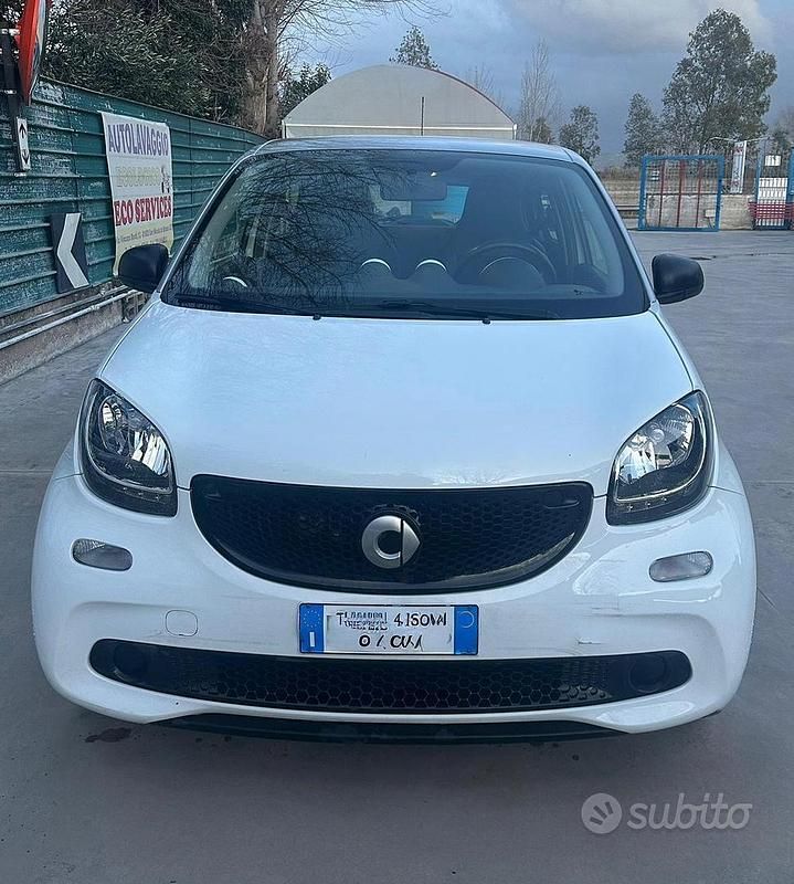 Usata Smart ForFour 71 CV (52 kW) 2017 Utilitaria