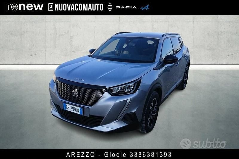 Usata Peugeot 2008 Active 131 CV (96 kW) 2023 Argento SUV
