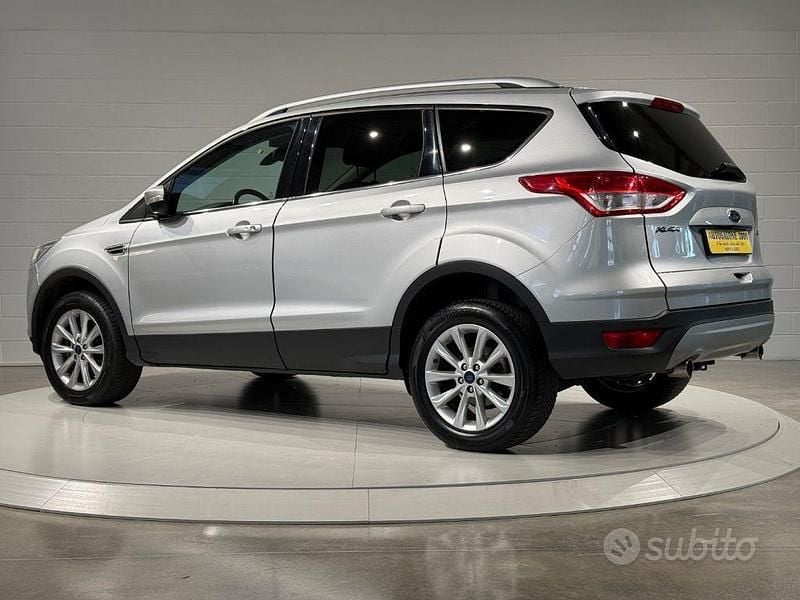 Usata Ford Kuga Titanium 150 CV (110 kW) 2015 Grigio SUV