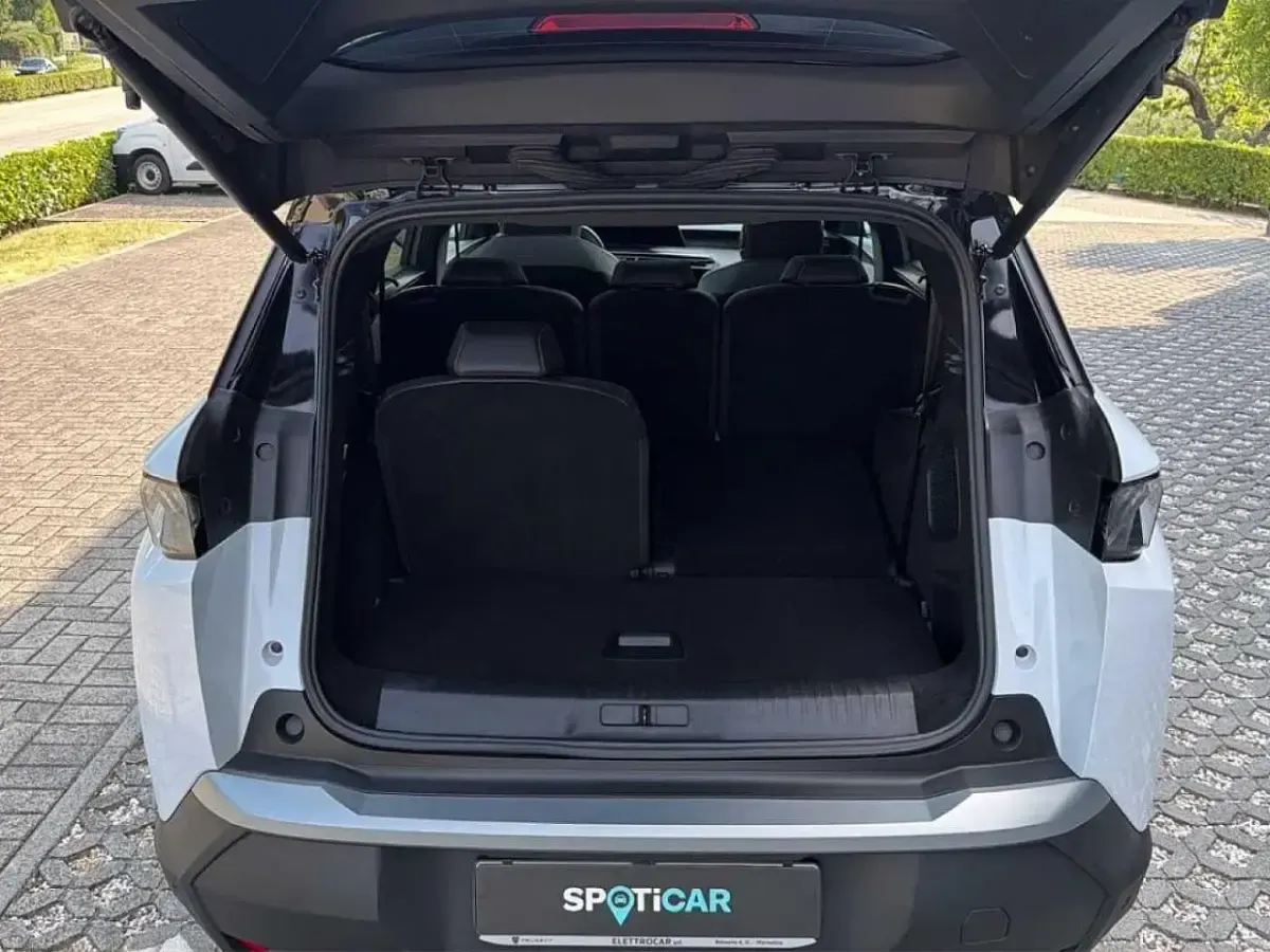 Usata Peugeot 5008 GTi 196 CV (144 kW) 2025 Bianco SUV