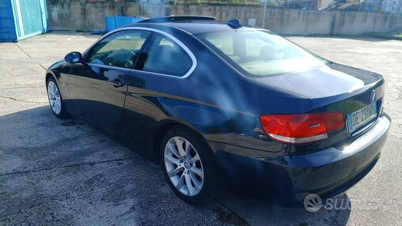 Usata BMW 330 2008 Nero Coupé