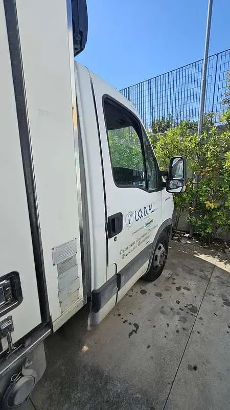 Usata Iveco Daily 145 CV (106 kW) 2007 Furgone