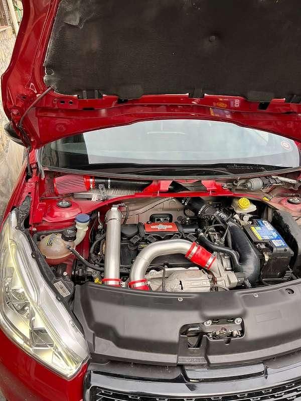 Usata 2014 Peugeot 208 GTi Due volumi | 13.000 € (Molto cara) - Immagine 1/4