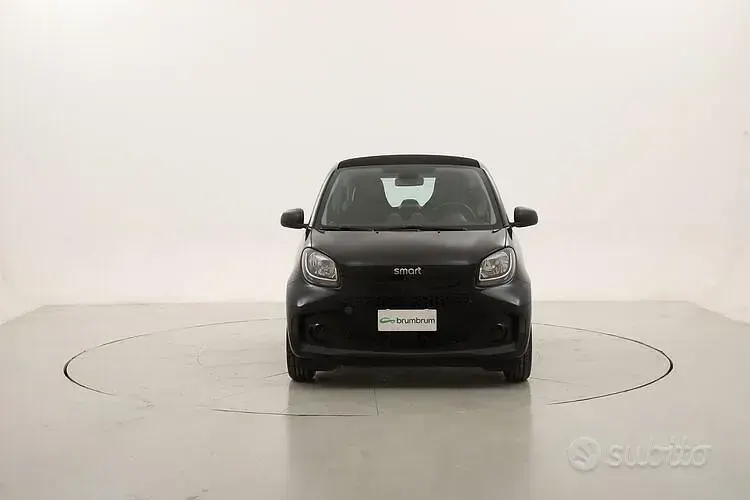 Usata Smart ForTwo Coupé Passion 41 kW (56 CV) 2021 Nero Utilitaria