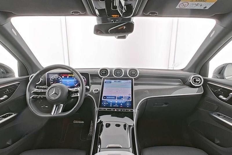 Usata Mercedes GLC200 Advanced Plus 204 CV (150 kW) 2023 Argento SUV