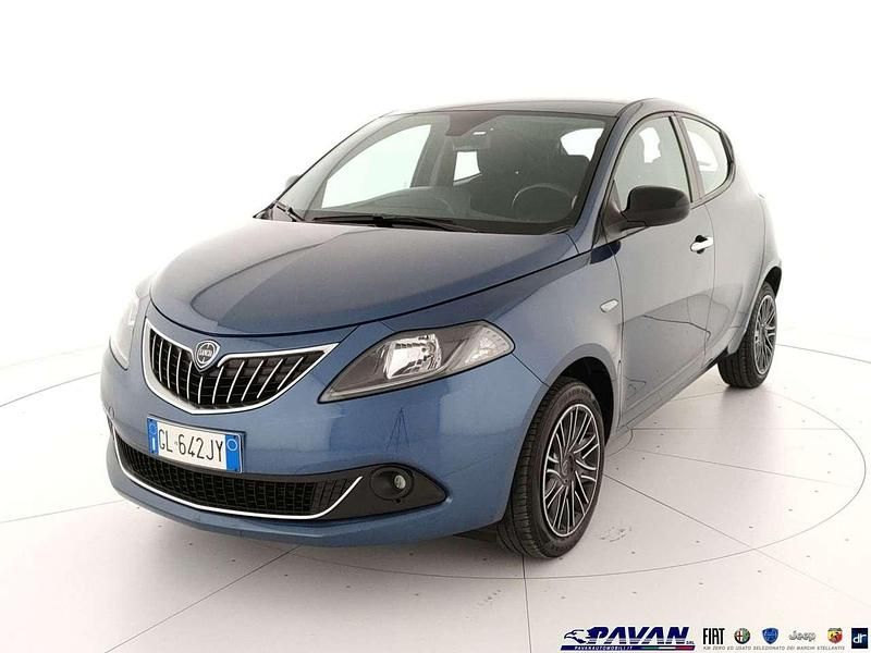 Blu Usata 2022 Lancia Ypsilon Gold Due volumi | 11.600 € (Buon prezzo) - Immagine 1/4