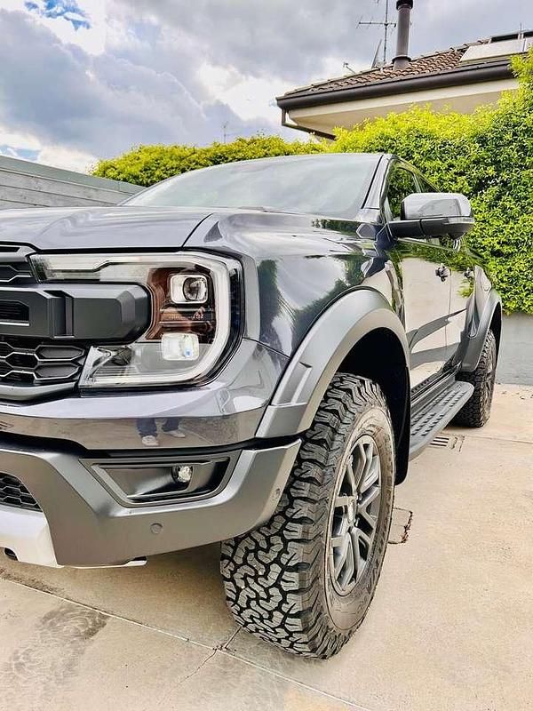 Nuova Ford Ranger Raptor 292 CV (214 kW) 2025 Meteor grey Pick-up