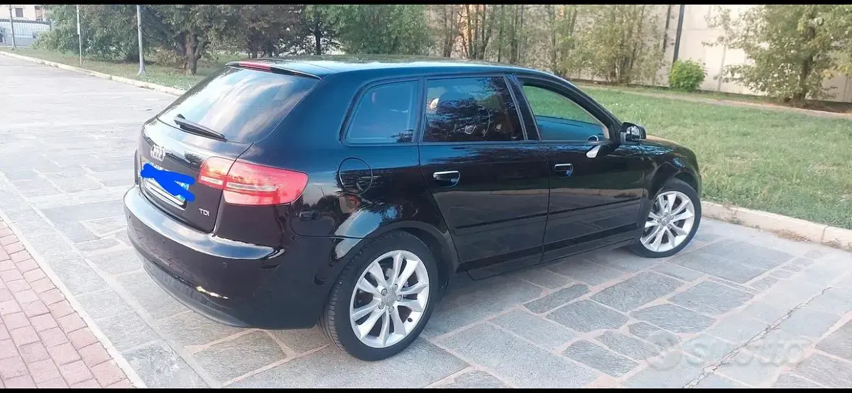 Usata Audi A3 140 CV (102 kW) 2012 Nero Utilitaria