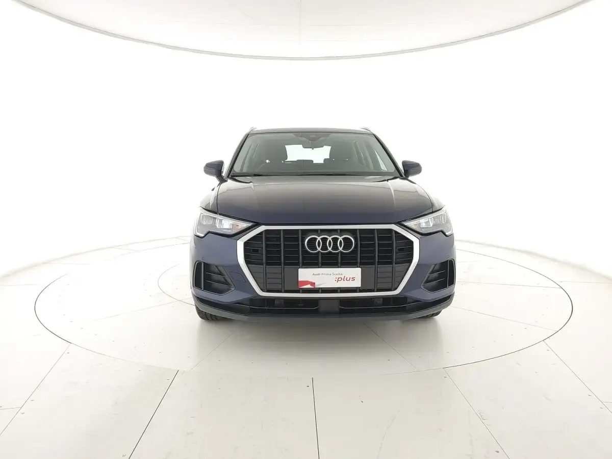 Begagnad Audi Q3 150 HK (110 kW) 2022 Blå SUV