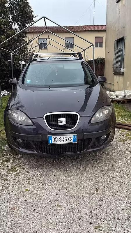 Usata Seat Toledo 73 CV (53 kW) 2006 Nero Utilitaria