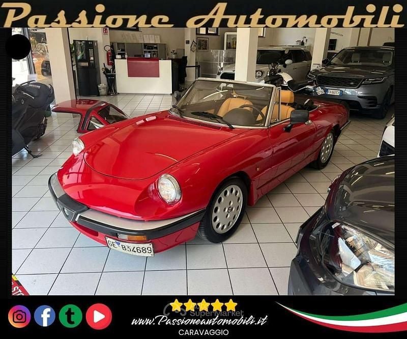 Usata Alfa Romeo Spider Quadrifoglio Verde 125 CV (91 kW) 1988 Other Cabrio