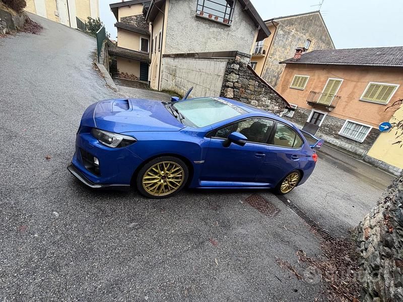 Usata Subaru WRX STI 300 CV (220 kW) 2014 Blu Berlina