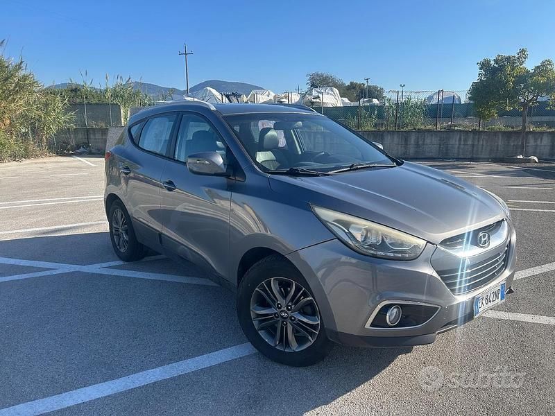 Usata Hyundai ix35 Xpossible 116 CV (85 kW) 2015 Grigio SUV