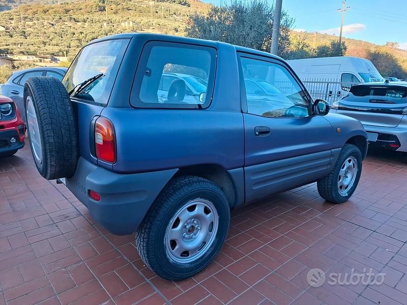 Second-hand Toyota RAV4 128 CP (94 kW) 1997 Mov Break