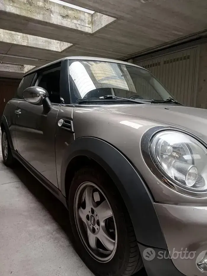 Usata Mini ONE 75 CV (55 kW) 2011 Bronzo Utilitaria
