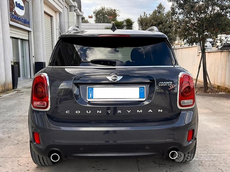 Begagnad Mini Cooper SD Countryman Hype 190 HK (139 kW) 2018 Grå SUV