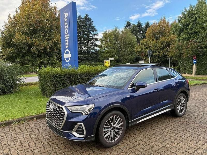 Usata Audi Q3 Sportback S-Line 150 CV (110 kW) 2024 Blu/azzurro SUV