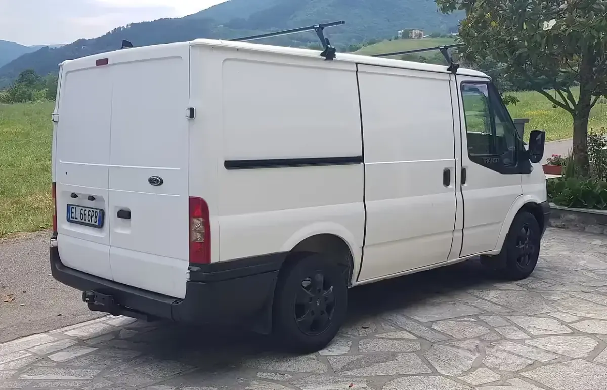 Usata Ford Transit 100 CV (73 kW) 2012 Bianco Furgone