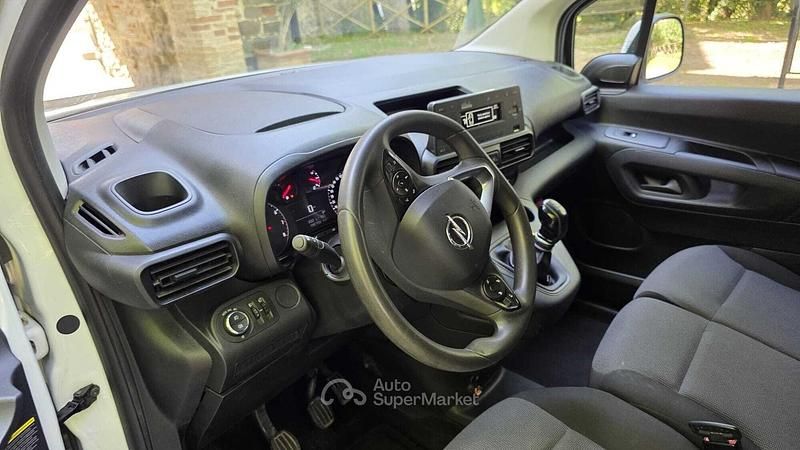 Usata Opel Combo S 102 CV (75 kW) 2021 Bianco Monovolume