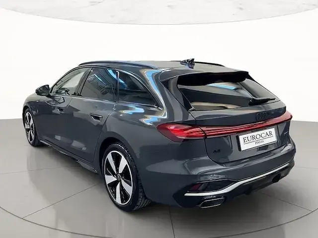Usata Audi A5 S-Line 204 CV (150 kW) 2025 Grigio magnete Station wagon