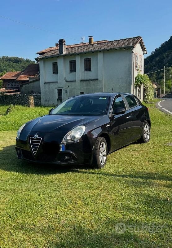 Usata Alfa Romeo Giulietta 170 CV (125 kW) 2013 Nero Utilitaria