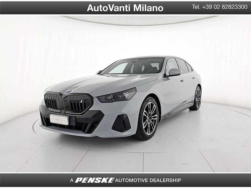 Usata 2024 BMW i5 Comfort Edition Tre volumi | 57.970 € (Buon prezzo) - Immagine 1/2