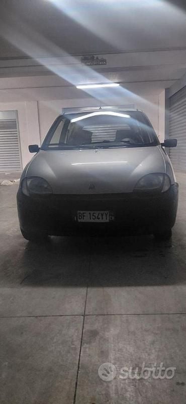 Usata Fiat Seicento 39 CV (28 kW) 1999 Grigio Utilitaria